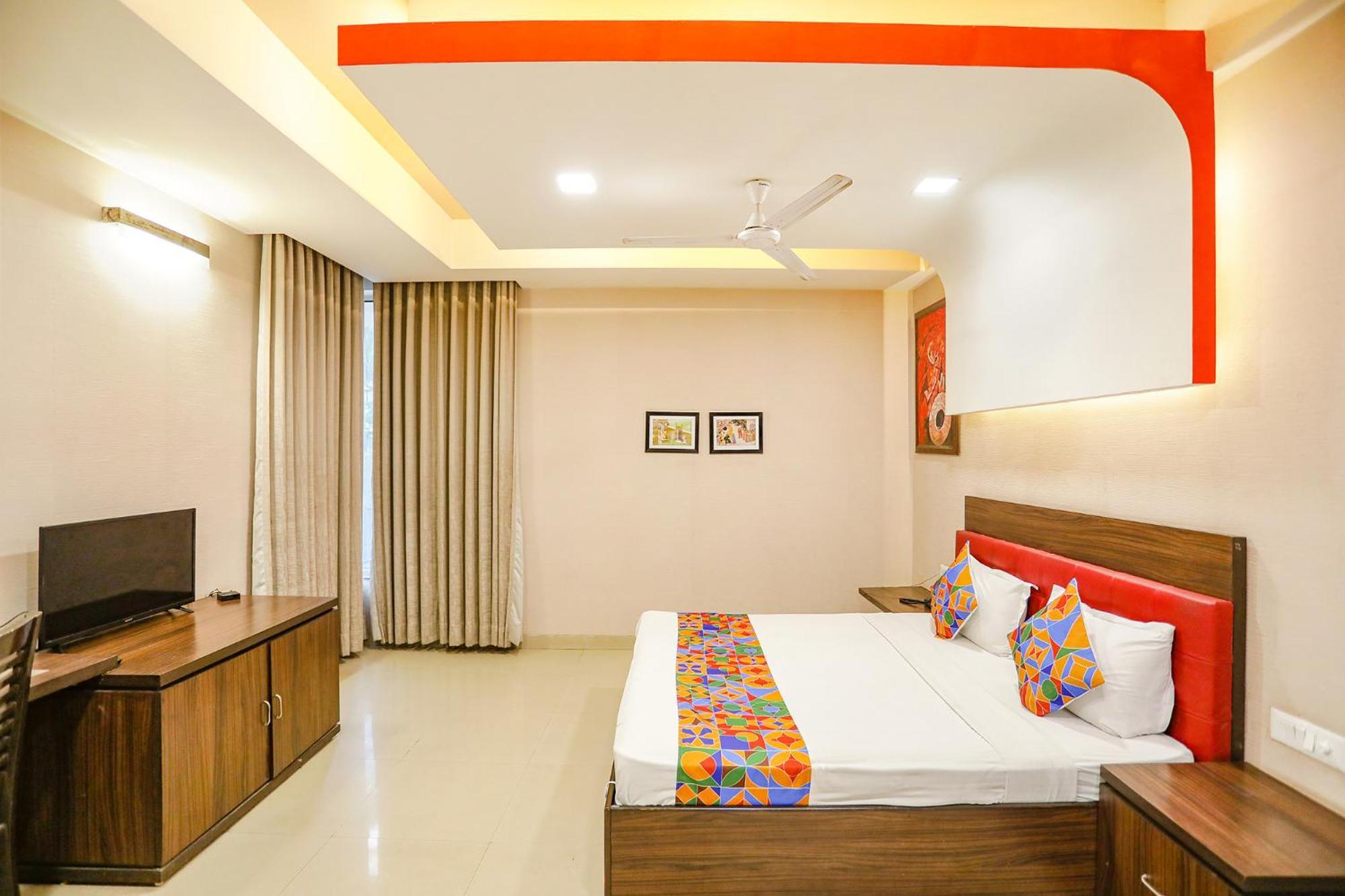Fabhotel Grand Olive Noida Exterior photo