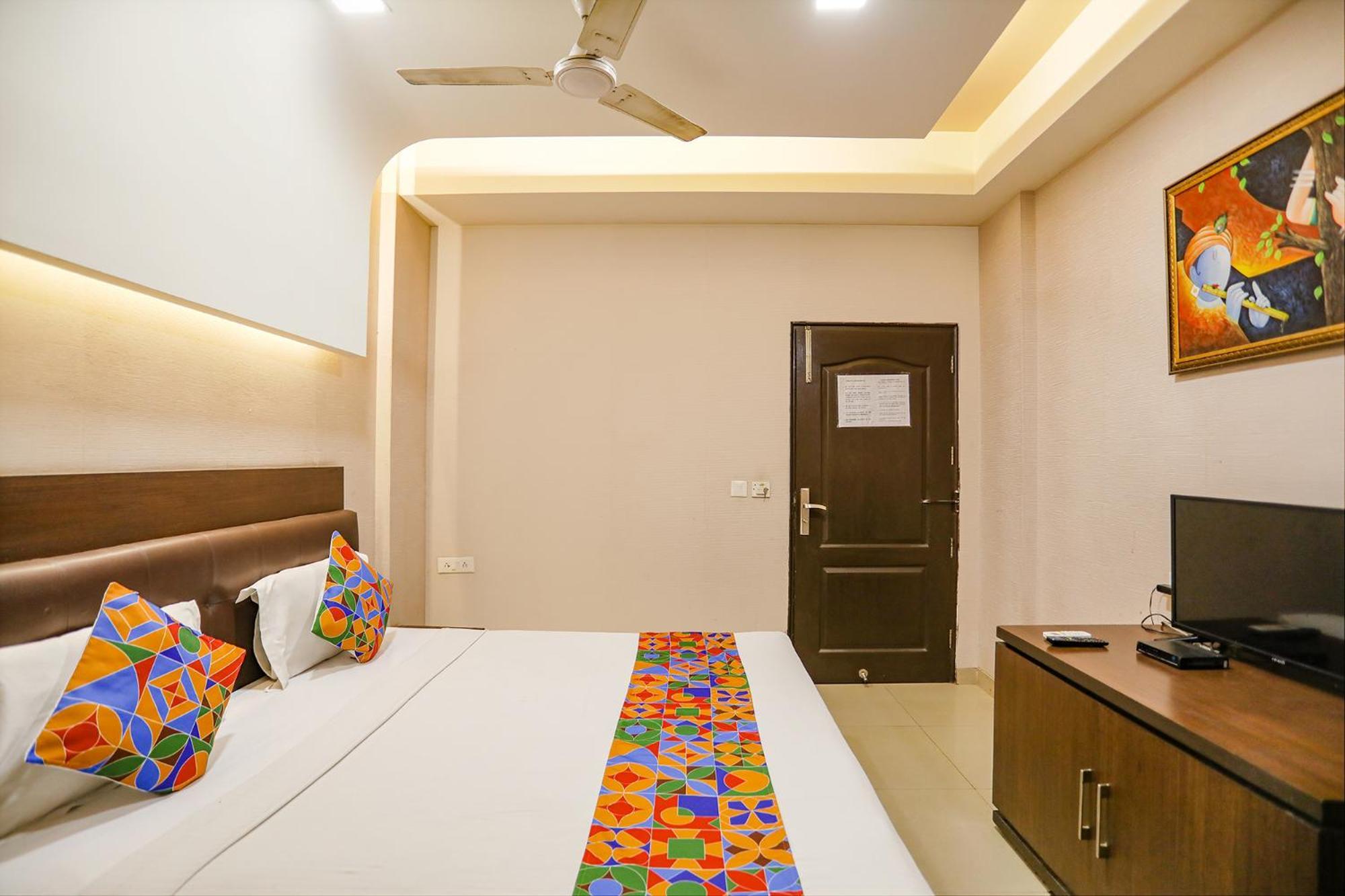 Fabhotel Grand Olive Noida Exterior photo
