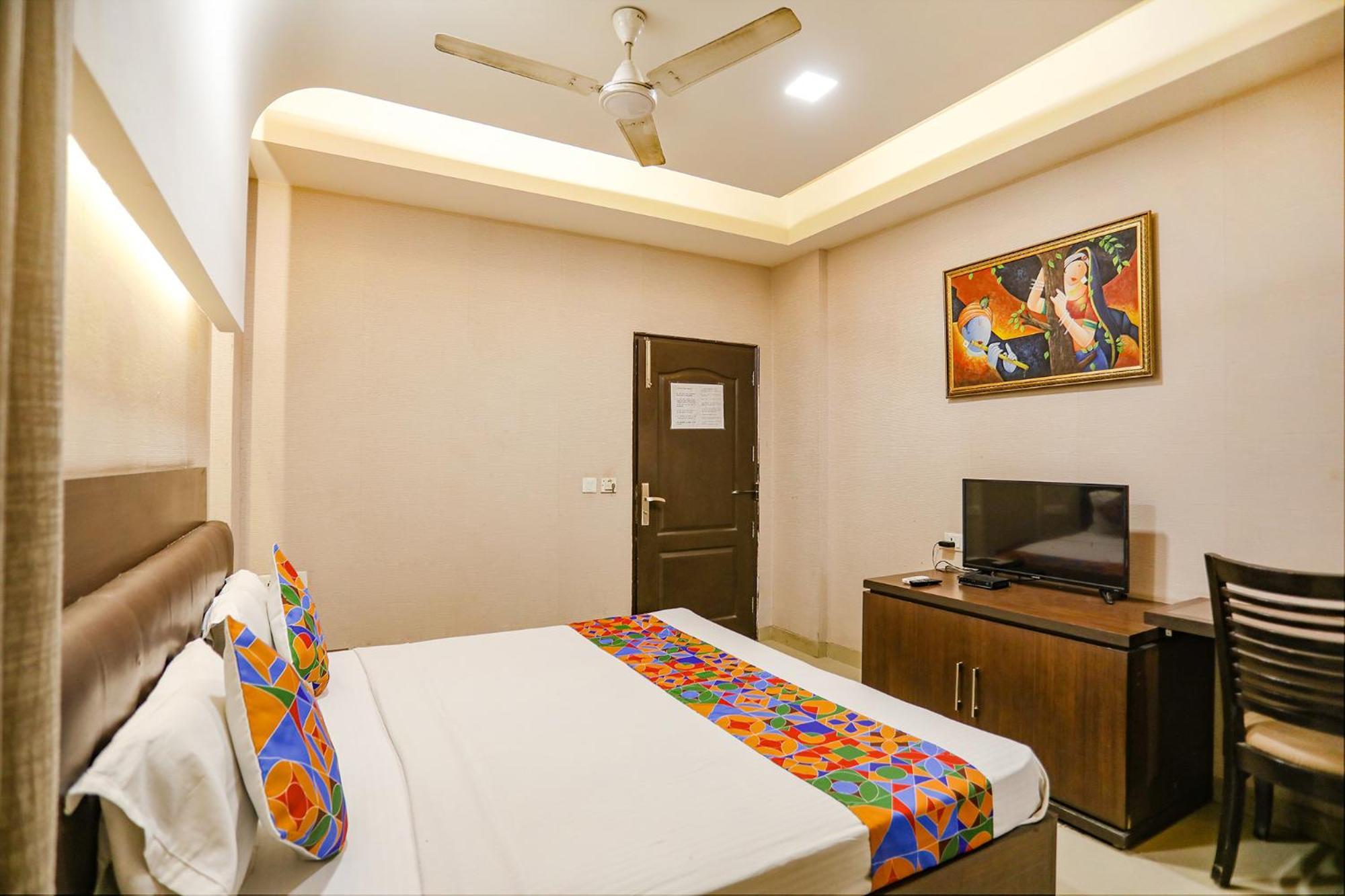 Fabhotel Grand Olive Noida Exterior photo
